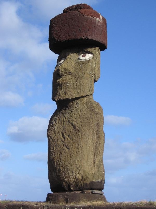 Tahai maoi restored statue